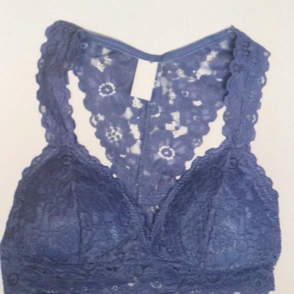NWT Lace Brallette ♥️ - Picture 3 of 6